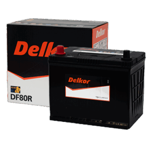 Batería Delkor DF80R con caja – potencia robusta para vehículos de alto consumo.