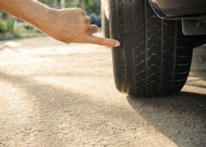 ¿Cada cuánto tiempo debo cambiar los neumáticos de mi auto?